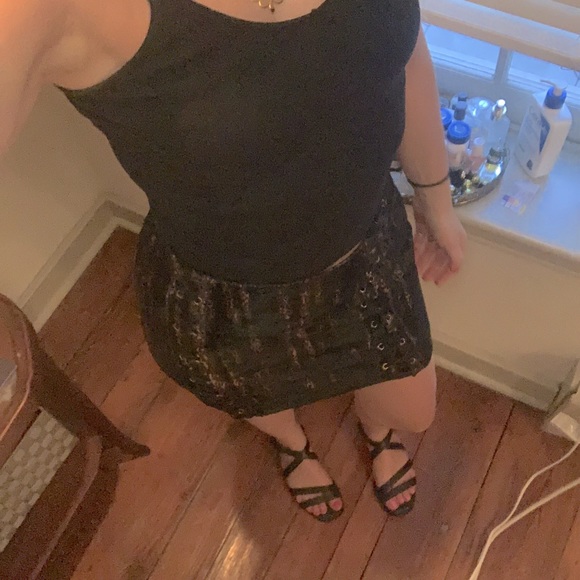 Elie Tahari Dresses & Skirts - leopard calfskin and leather mini skirt 🐆